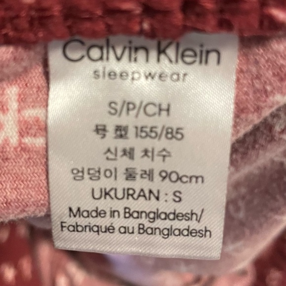 Brand New Never Worn Calvin Klein pajama set. - Picture 4 of 4